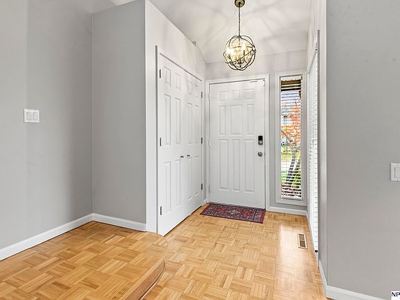4th image of 12509 Binney St