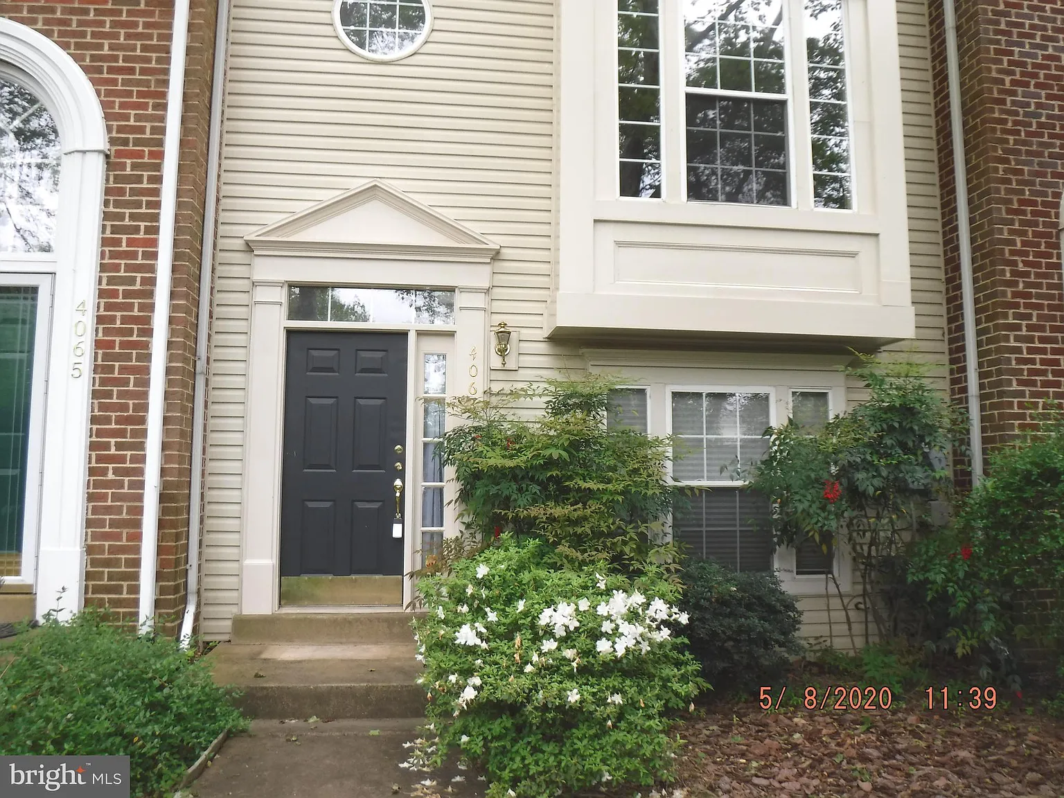 3 bed, 2.5 bath, 1890 sqft, $3,100 — Photo 1