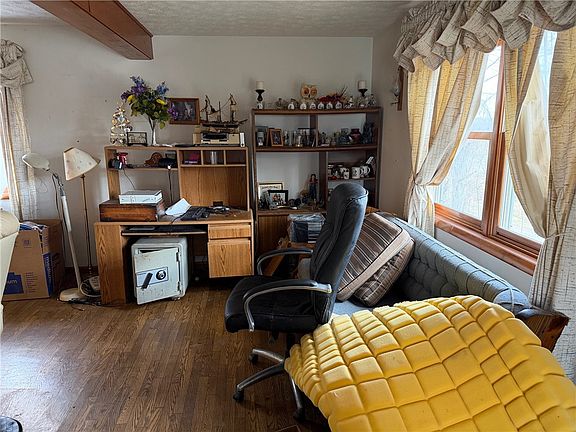 3rd image of 4469 Fish Farm Rd