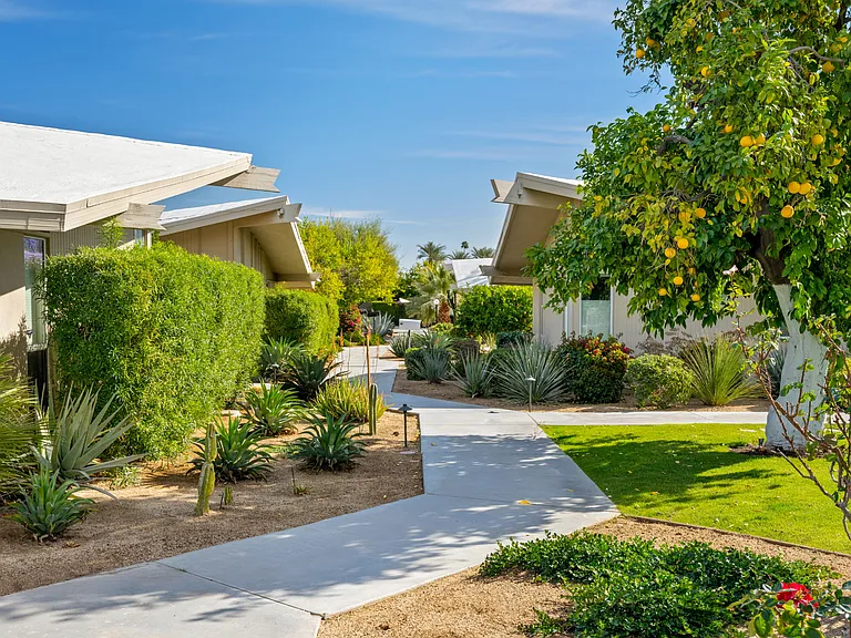 37800 Da Vall Dr #15 — Photo 6