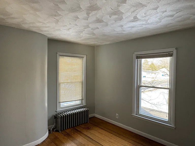 465 Hills St — Photo 49