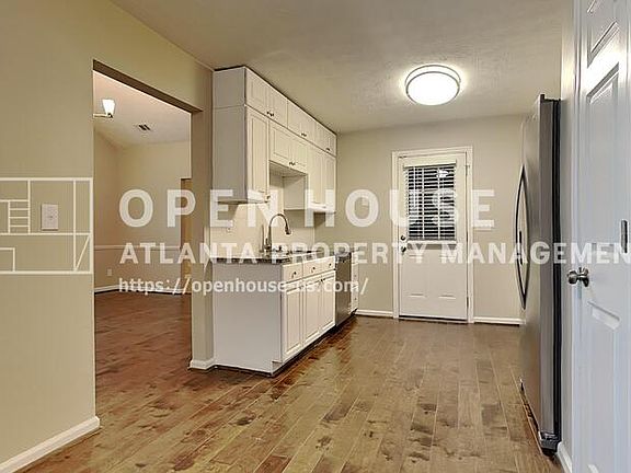 5th image of 895 Perrin Springs Ct NE