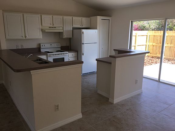 5th image of 924 7th Pl