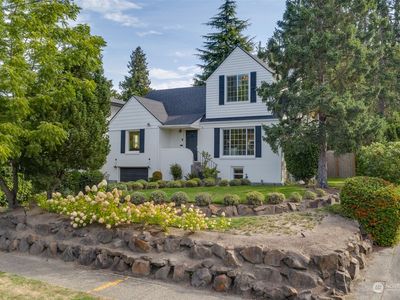 3602 30th Avenue W, Seattle, WA, 98199