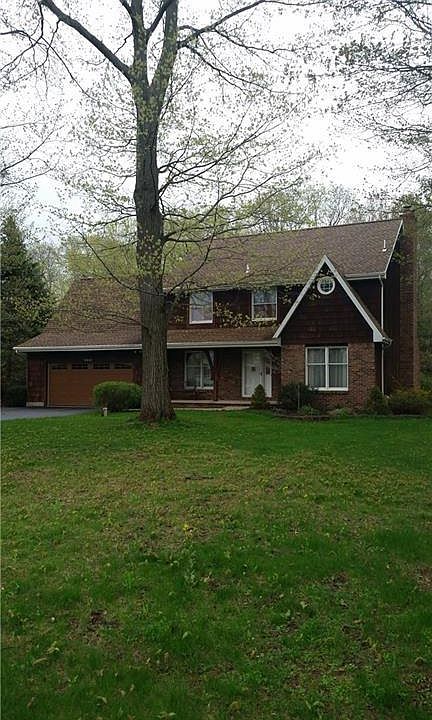 1st image of 8865 Woodside Dr