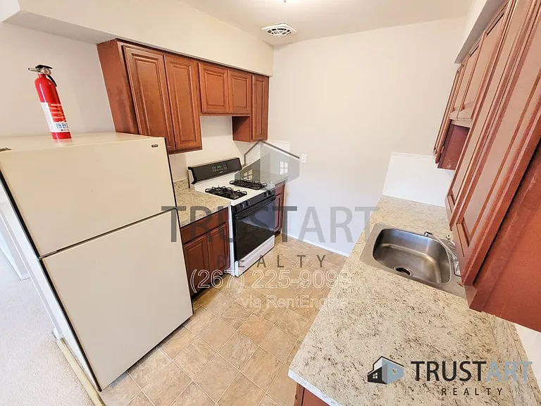 4300 Pearson Ave #37 — Photo 2