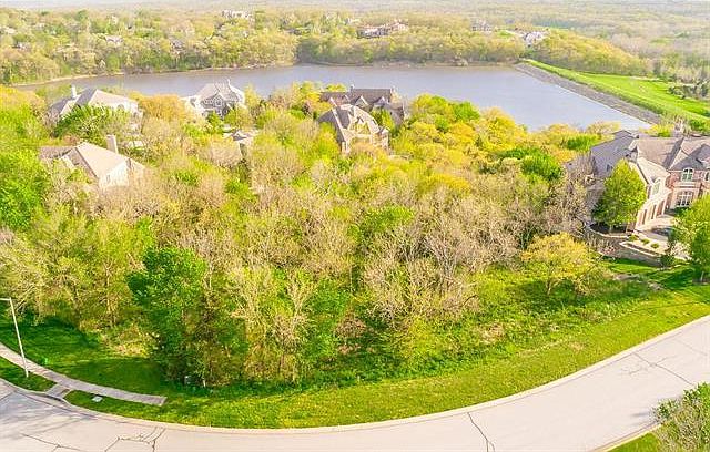 1st image of 27598 W Highland Cir
