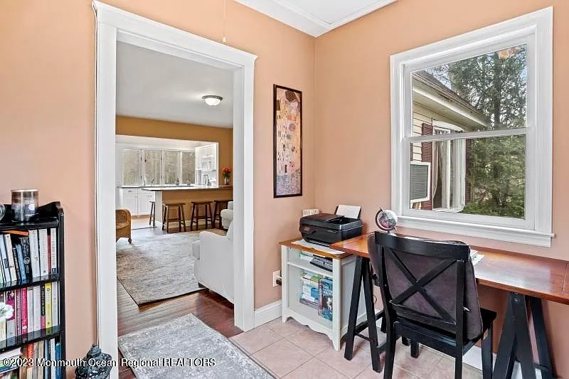 2 bed, 672 sqft, $3,000 — Photo 4