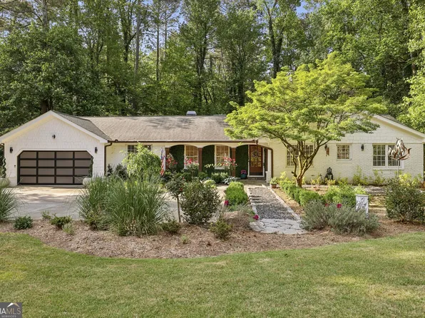 1905 Gainsborough Dr, Atlanta, GA 30341