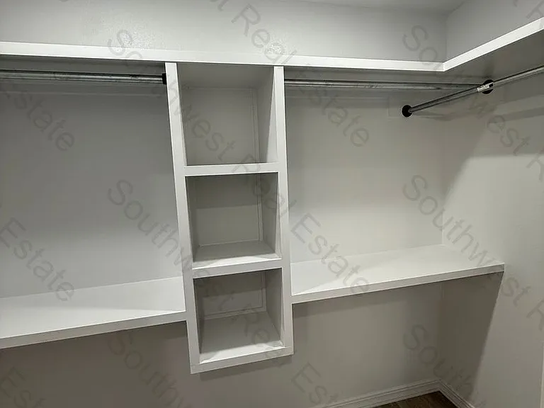 305 Starlite Dr — Photo 8