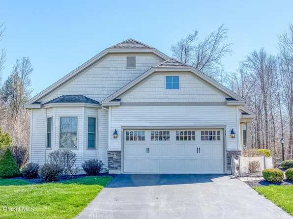 53 Whitney Drive, Mechanicville, NY 12118