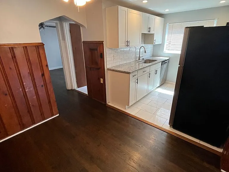 4326 Oakwood Ave — Photo 4