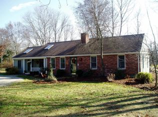 28 Handy St, Attleboro, MA 02703