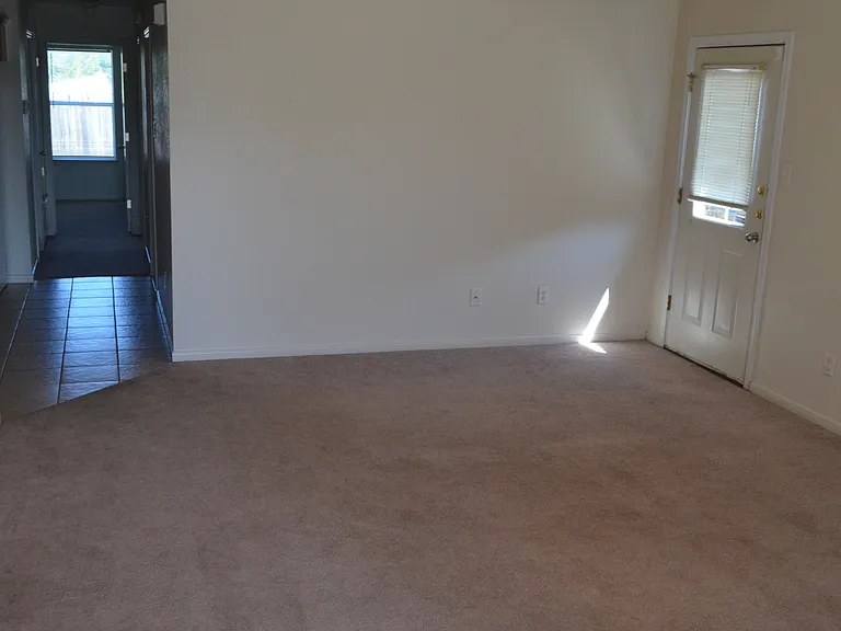 603 Bermuda — Photo 2