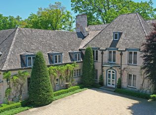 1291 Elm Tree Rd, Lake Forest, IL 60045