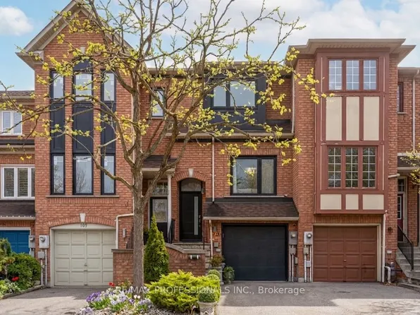 105 Harbourview Cres, Toronto, ON M8V 4A9