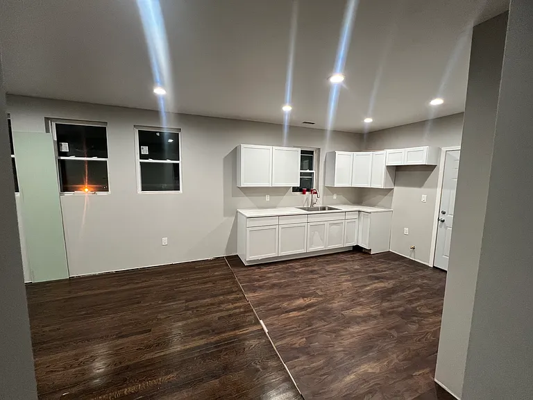 762 Harrison St #1 — Photo 3