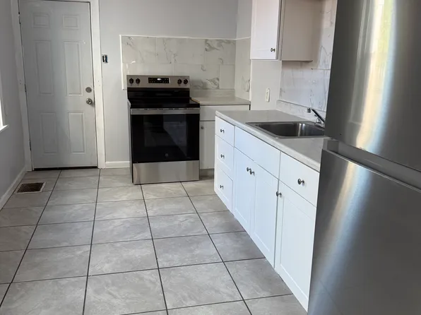607 S Van Buren St, Wilmington, DE 19805