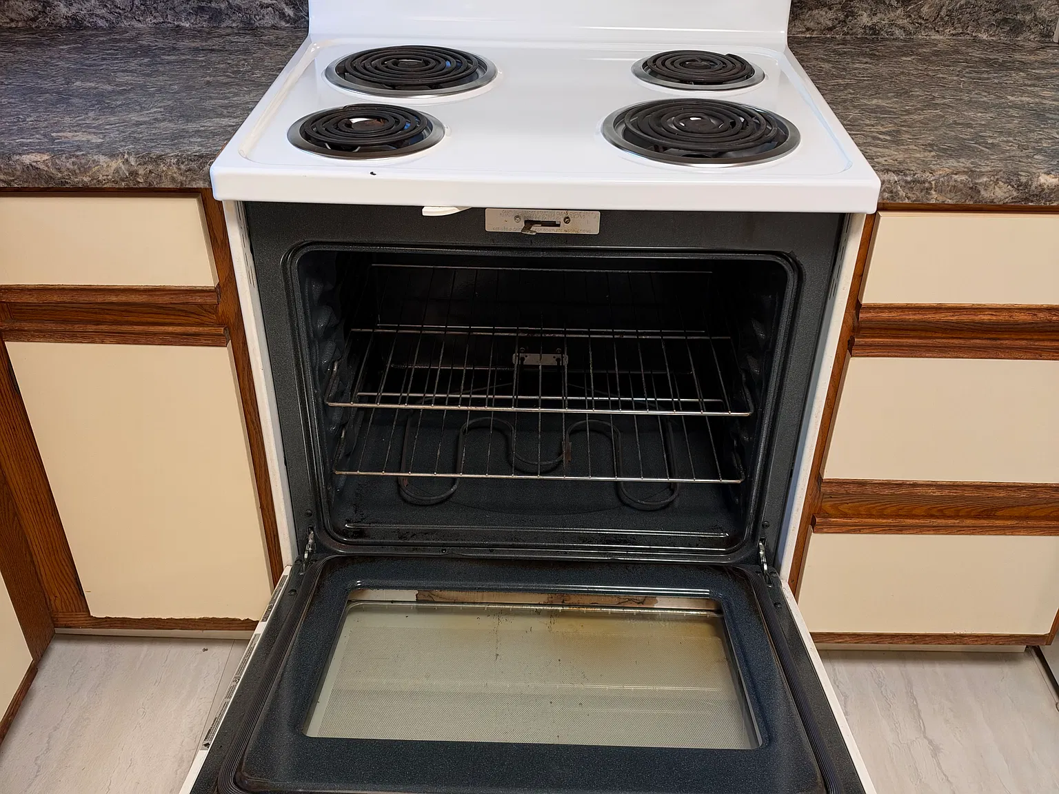 1 bed, 1000 sqft, $1,000 — Photo 3