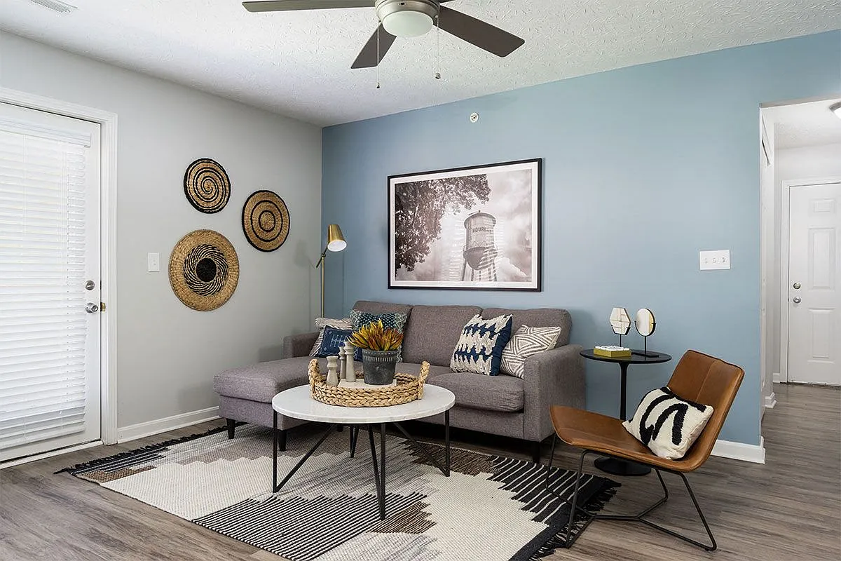 Grandview Summit Apartments — Photo 3