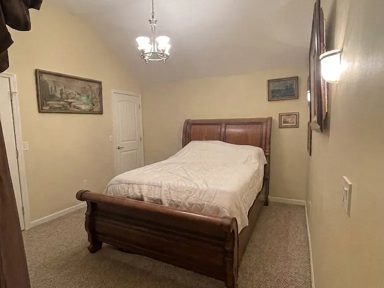 16-22 Eberlin Dr — Photo 25
