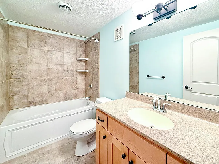 3655 Stone Point Dr NE — Photo 21