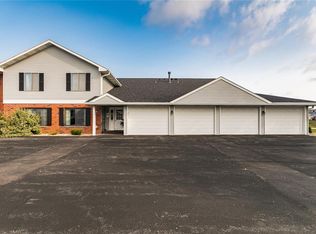 859 Edward Ct SE APT 127, Cedar Rapids, IA 52403
