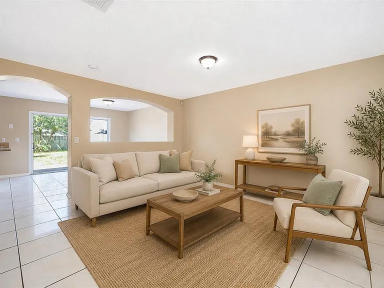 1313 Timberbend Cir — Photo 5