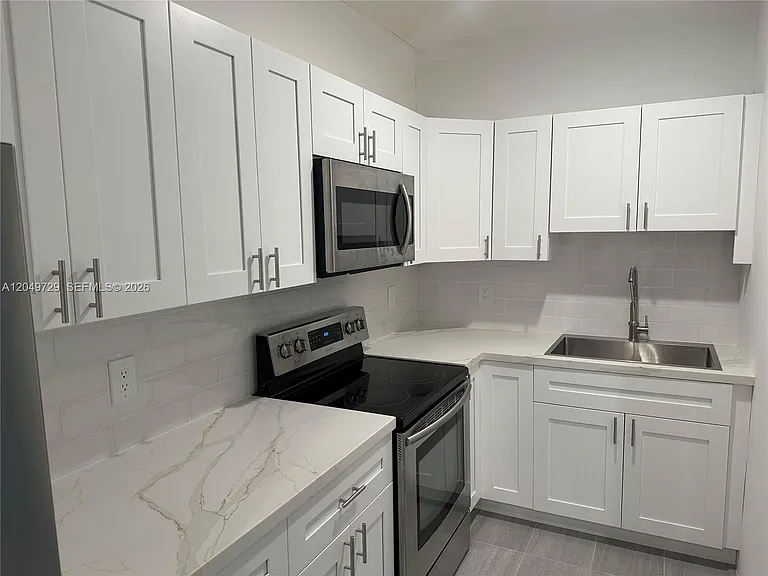 15184 SW 110th St #STUDIO — Photo 14