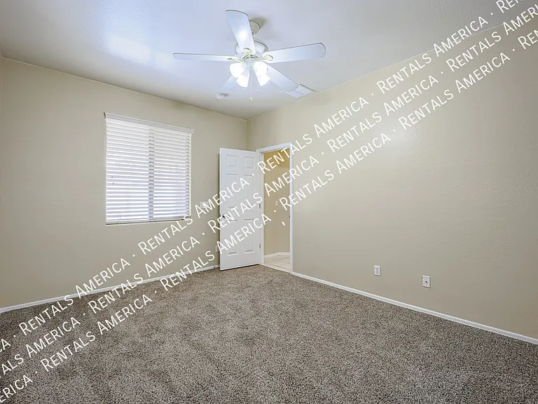 6846 W Saint Charles Ave — Photo 18