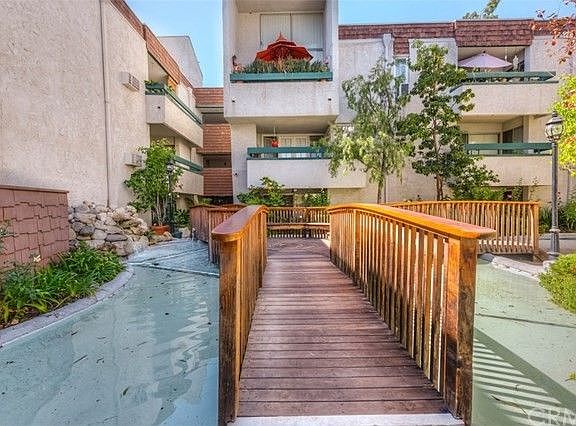 3rd image of 355 S Los Robles Ave #10