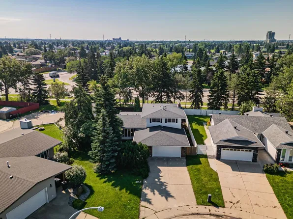 10619 35th Ave NW, Edmonton, AB T6J 2V8