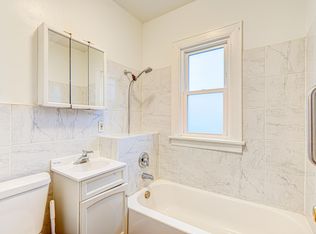 713 E 144th St, Dolton, IL 60419