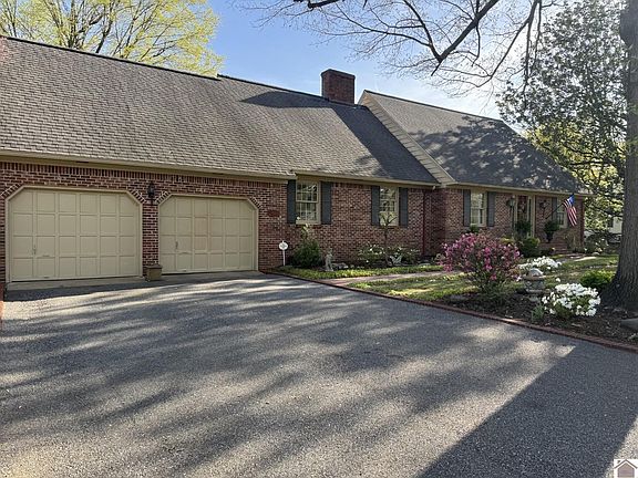 3rd image of 1302 High Contente Ct