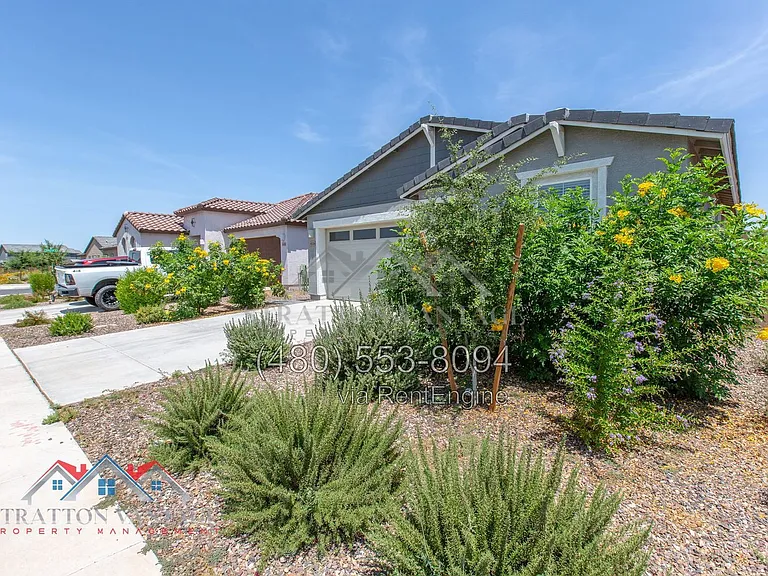 4204 E Enmark Dr — Photo 3