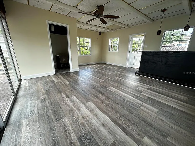 18129 Crawley Rd — Photo 20