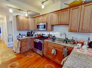 231 Norfolk St #4T, Cambridge, MA 02139