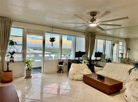 3111 N Ocean Dr