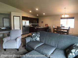 344 Little Rock Ct #B, Bismarck, ND 58503