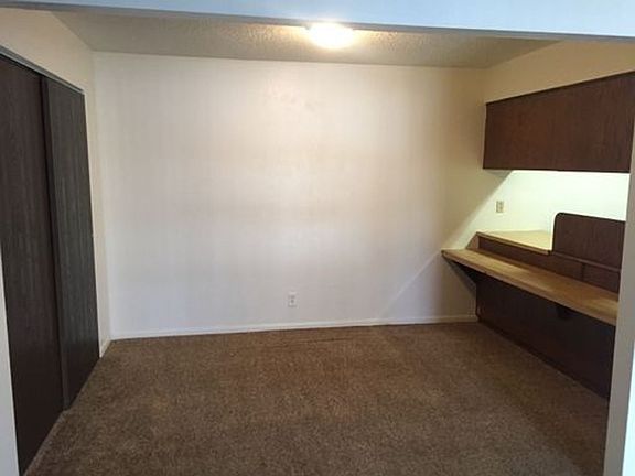 3rd image of 210 S 13th St APT 4