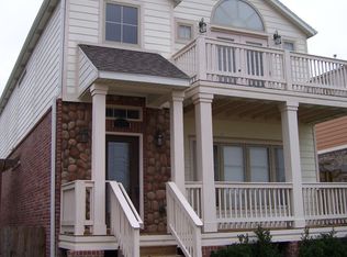 627 N Rupple Rd, Fayetteville, AR 72704