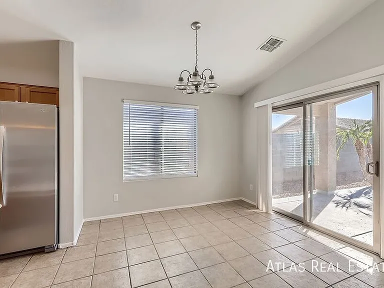 13917 W Country Gables Dr — Photo 7