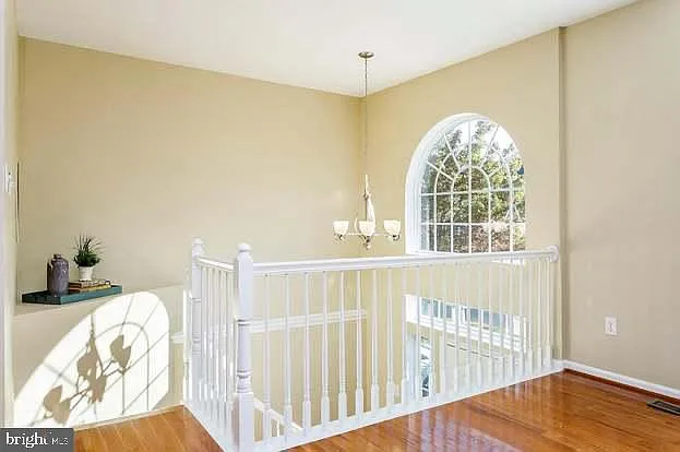 8743 Stonehouse Dr — Photo 9
