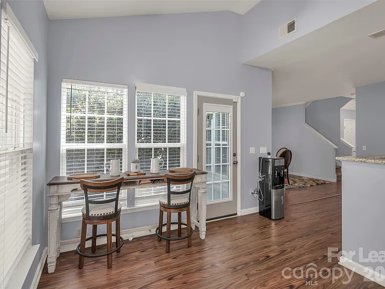 1802 Robinwood Village Dr — Photo 13