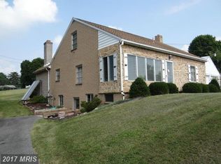 97 Hade Rd, Saint Thomas, PA 17252