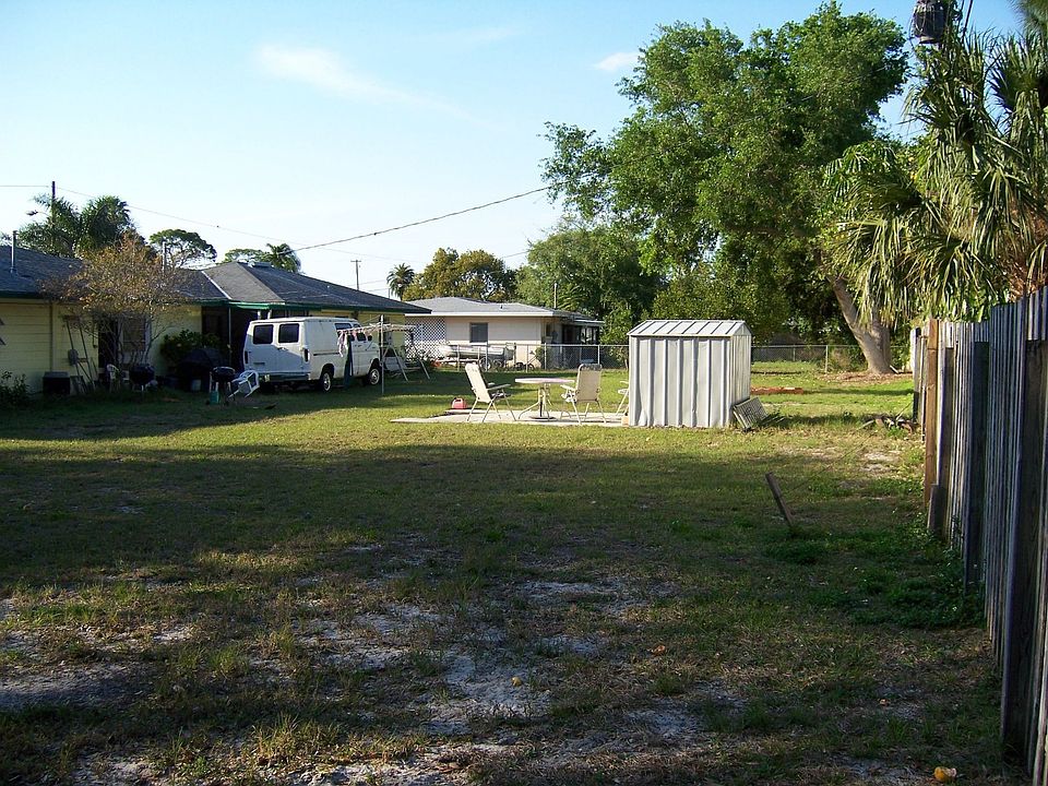 2nd image of 2045 Woodward Ave