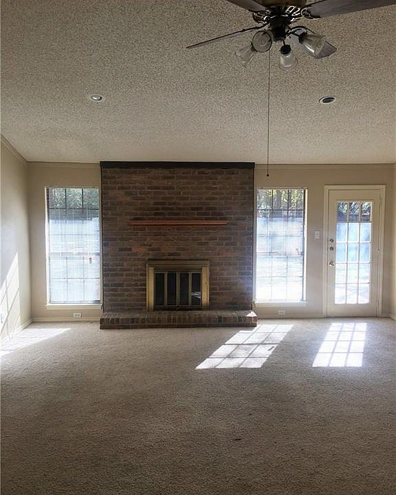 2nd image of 712 Coronado Dr