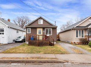 30 McAlpine Ave, Welland, ON L3B 1T6