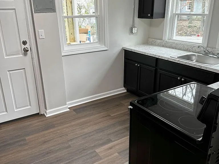 4402 20th St NE — Photo 20