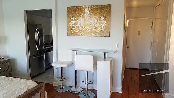 Rented by Highline Residential | media 48